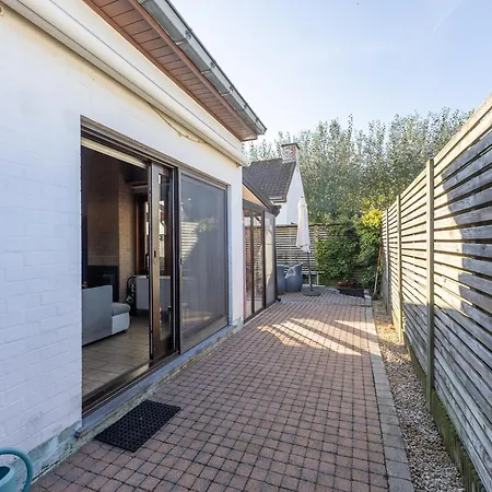Charming Close To The Sea Lombardsijde